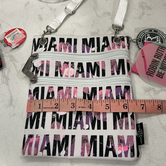 Robin Ruth White and Pink Miami Crossbody Bag & Coin Purse NWT - Picture 6 of 12